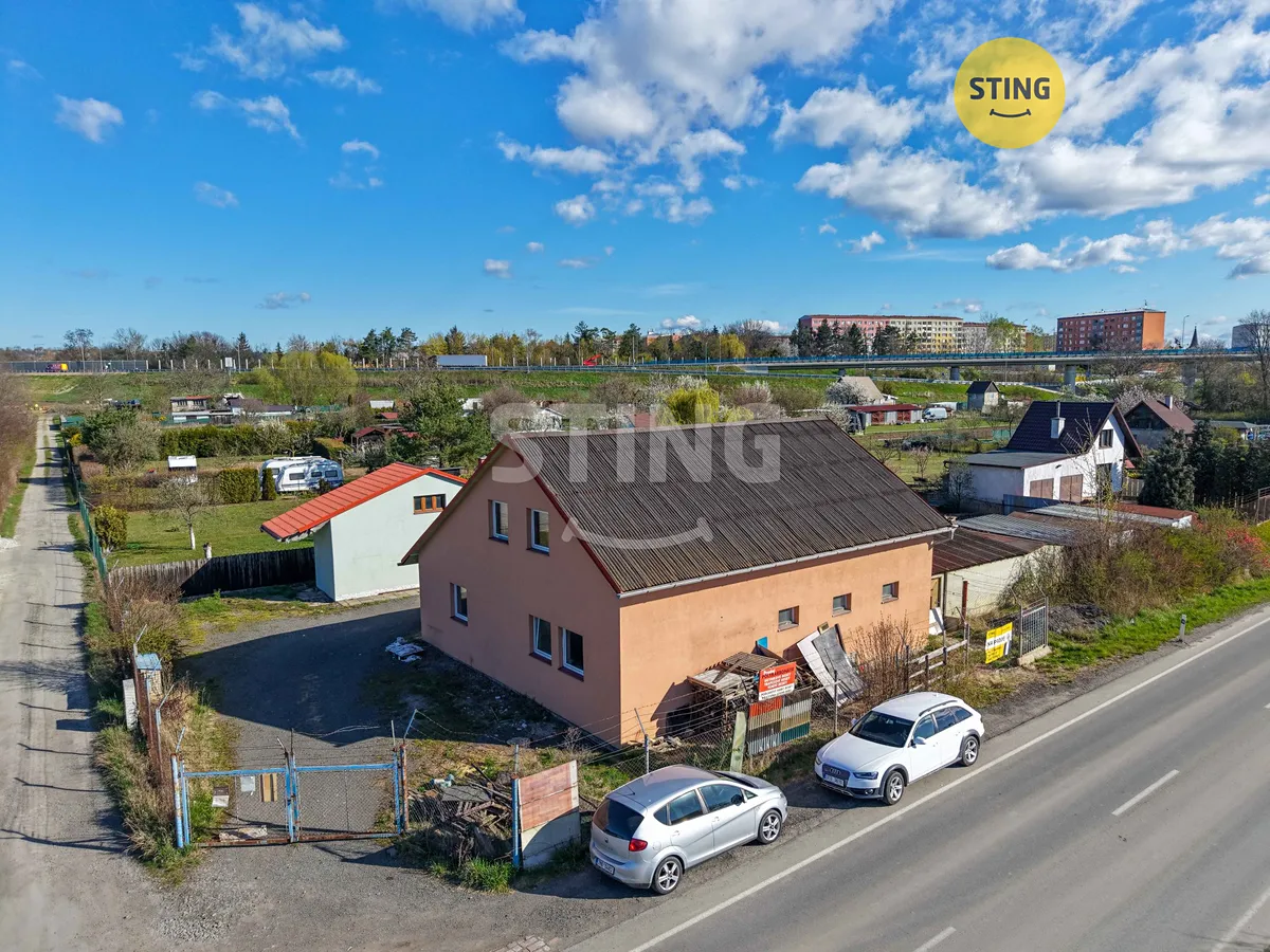 Prodej výrobní haly, prostoru 1306 m²